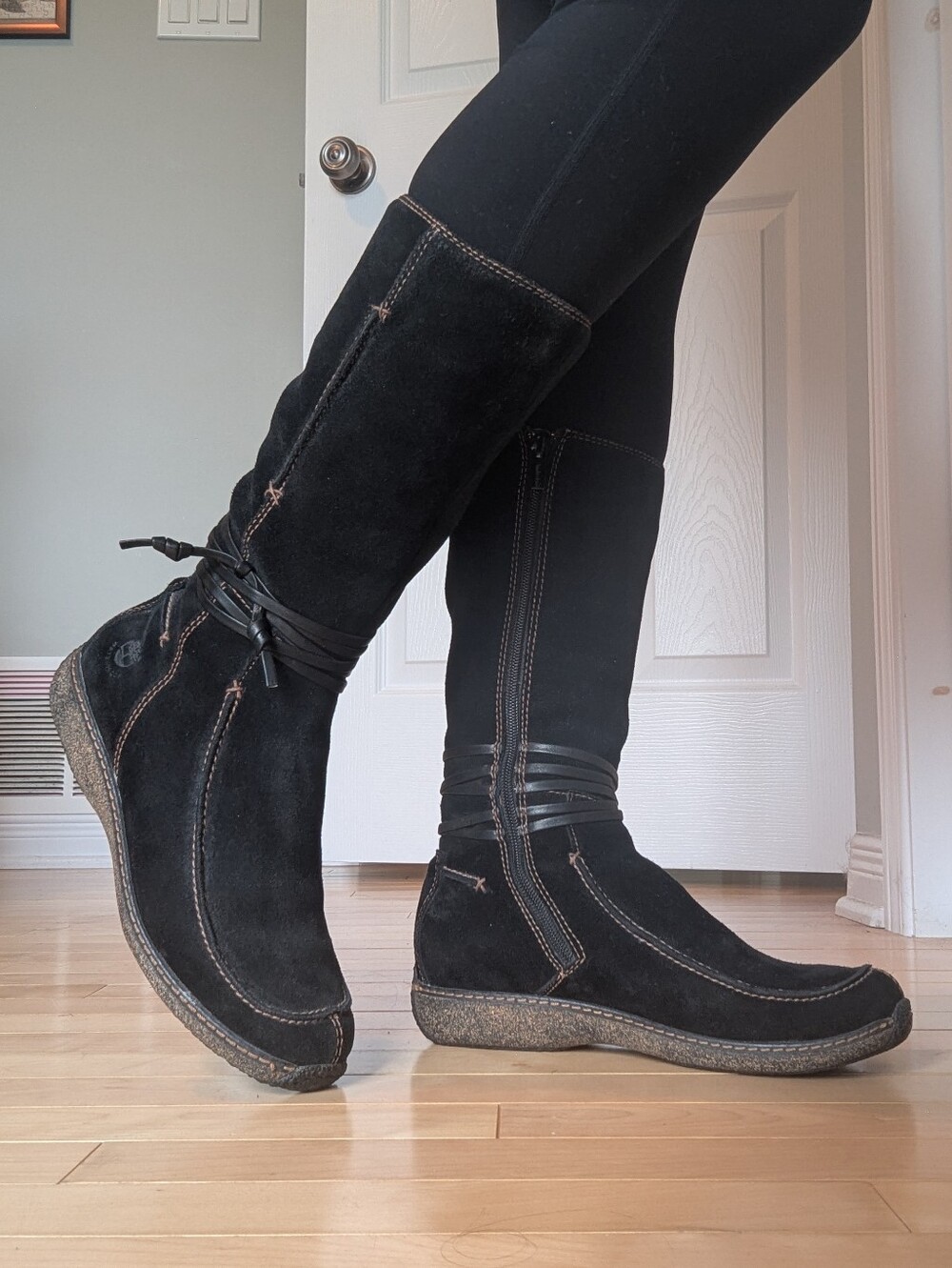 Timberland Suede Leather With Shearling Lining Tall Black Boots SZ 8